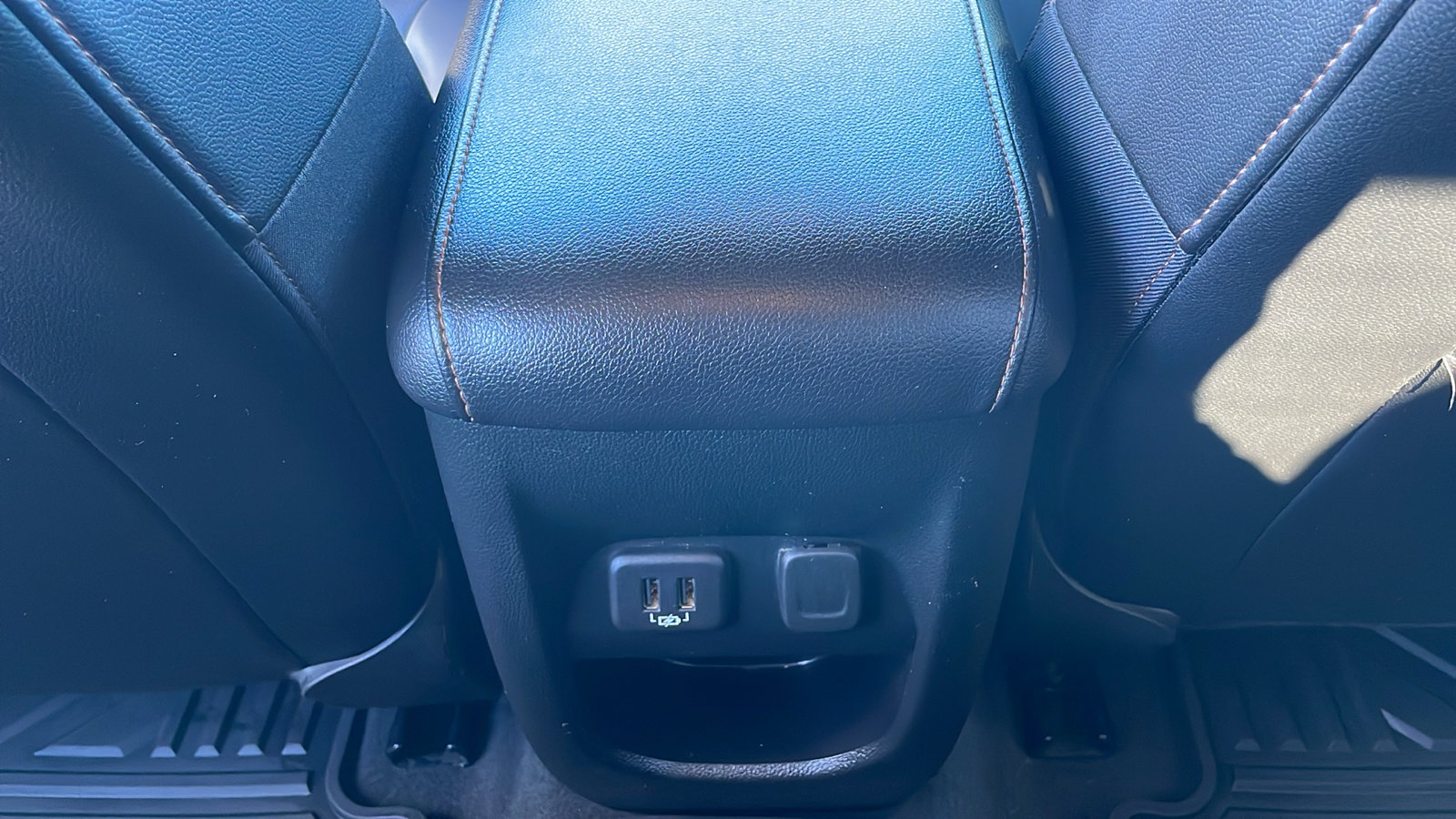 Used 2022 GMC Canyon AT4 AWD/4WD image 14