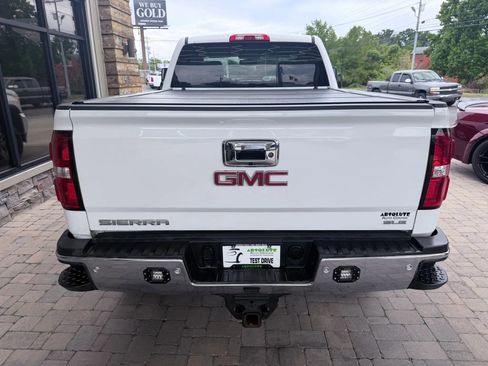 Used 2018 GMC Sierra 2500 SLE w/ HD SLE Preferred Plus Package AWD/4WD image 47