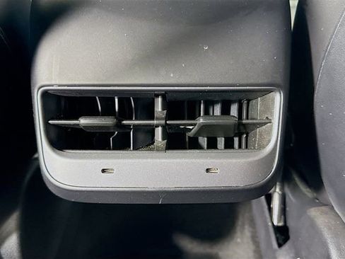 Used 2023 Tesla Model Y Long Range image 25