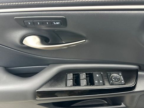 Certified 2025 Lexus ES 350 w/ Premium Package FWD image 8