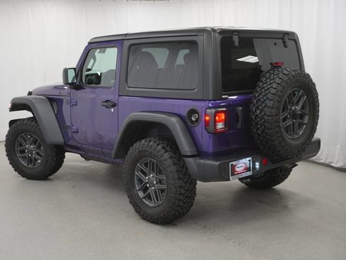 Certified 2026 Jeep Wrangler Sport w/ Convenience Group AWD/4WD image 14