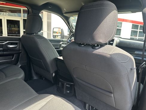 Used 2026 RAM 2500 Big Horn AWD/4WD image 27