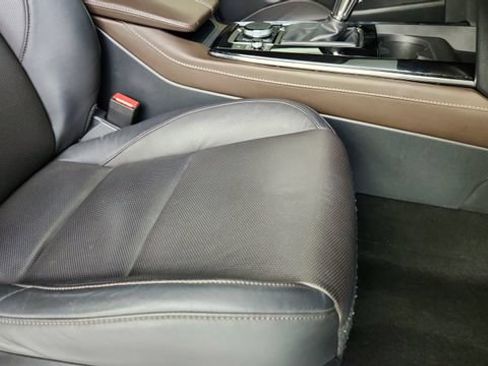 Used 2022 MAZDA CX-30 AWD 2.5 S w/ Premium Package image 31