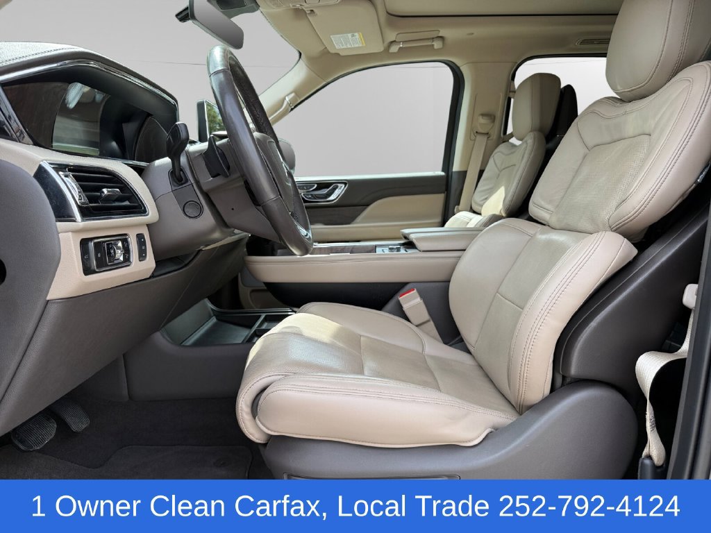 Used 2023 Lincoln Navigator L Reserve AWD/4WD image 9