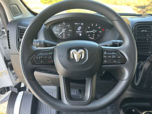 Used 2024 RAM ProMaster 3500 w/ Convenience Group image 24