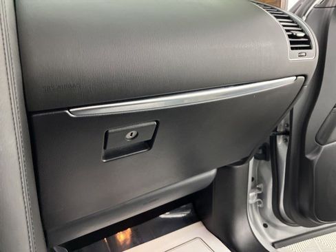 Used 2024 Nissan Armada SL image 34