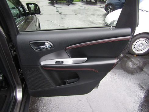 Used 2018 Dodge Journey GT w/ Driver Convenience Group image 30