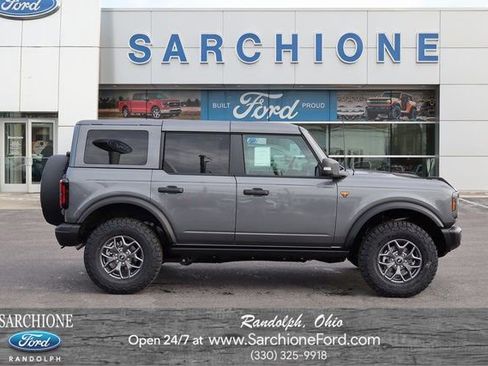 New 2025 Ford Bronco Badlands AWD/4WD image 1