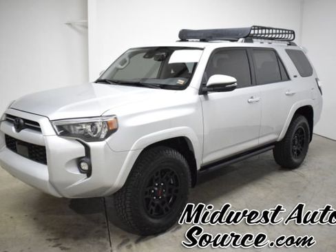 Used 2023 Toyota 4Runner SR5 Premium image 1