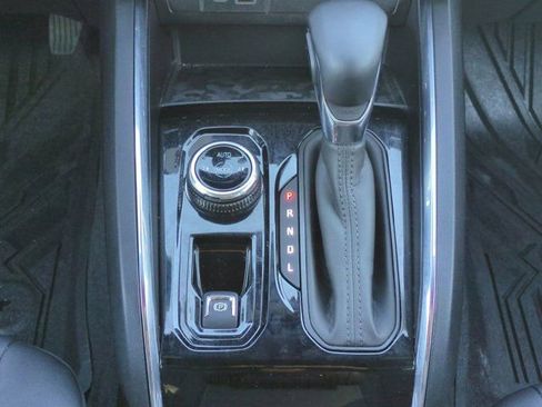 Used 2025 GMC Canyon Elevation w/ Convenience Package AWD/4WD image 19