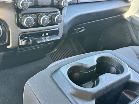 Used 2019 RAM 1500 Big Horn AWD/4WD image 24