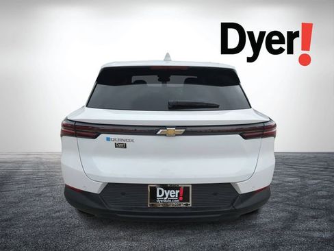 New 2026 Chevrolet Equinox EV LT image 5