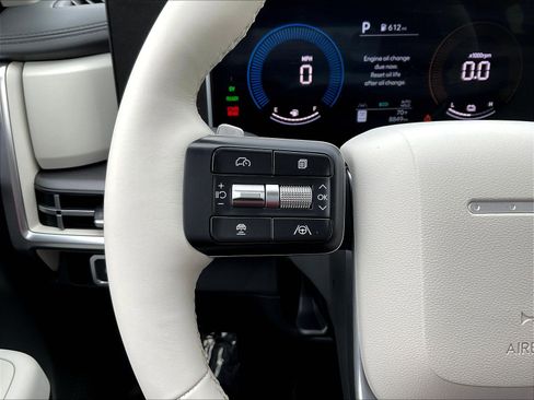 Certified 2026 Hyundai Santa Fe SE AWD/4WD image 10