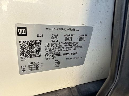 Used 2023 GMC Yukon Denali w/ Advanced Technology Package image 31