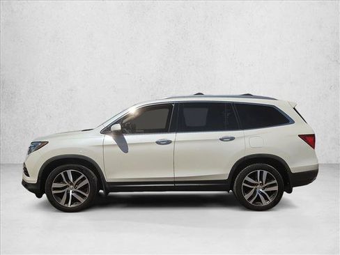 Used 2017 Honda Pilot Elite image 9