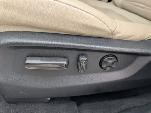 Used 2020 Honda CR-V EX-L image 9