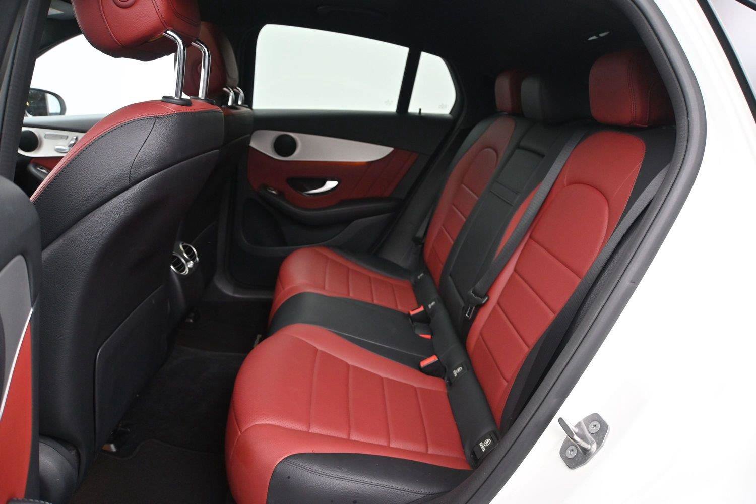 Used 2019 Mercedes-Benz GLC 300 4MATIC Coupe image 9