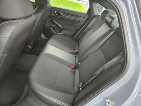 Used 2023 Honda Civic Sport image 17