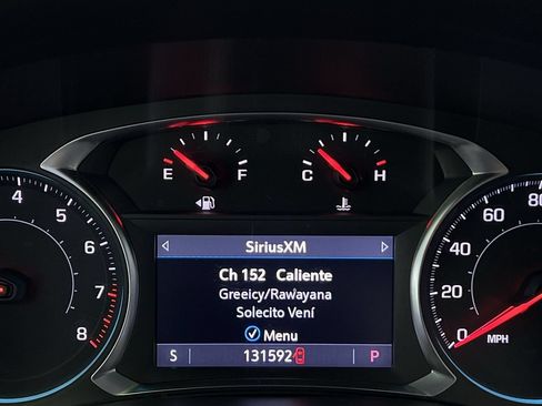 Used 2023 Chevrolet Traverse LT FWD image 16