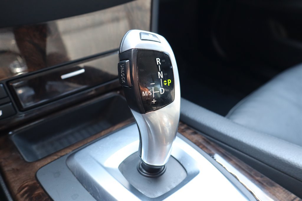 Used 2010 BMW 535i Sedan RWD image 27