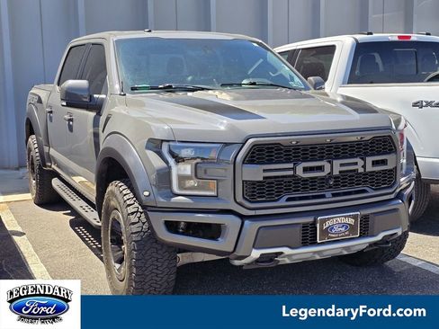 Used 2018 Ford F150 Raptor w/ Equipment Group 802A Luxury AWD/4WD image 2