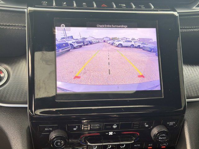 Used 2025 Jeep Grand Cherokee L Altitude RWD image 33
