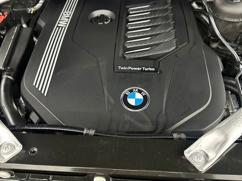 Used 2022 BMW X5 xDrive40i w/ Premium Essential Package AWD/4WD image 7
