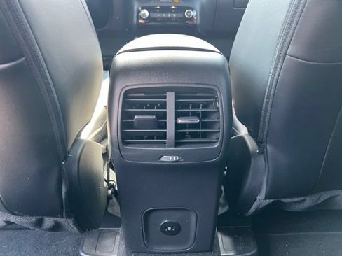 Used 2024 Ford Escape ST-Line Select w/ Tech Pack #2 AWD/4WD image 19