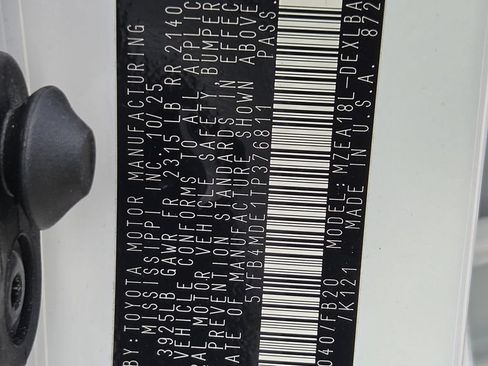 Used 2026 Toyota Corolla LE FWD image 30