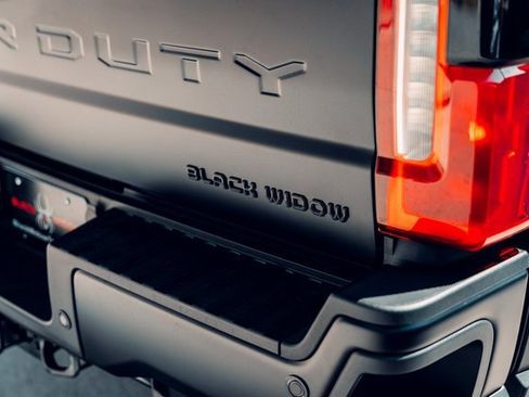 New 2026 Ford F250 Lariat w/ Black Appearance Package image 18