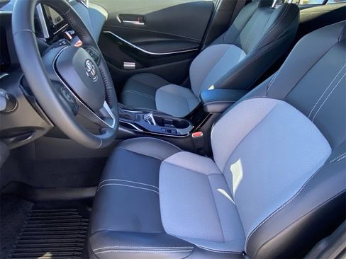 Certified 2025 Toyota Corolla XSE image 20