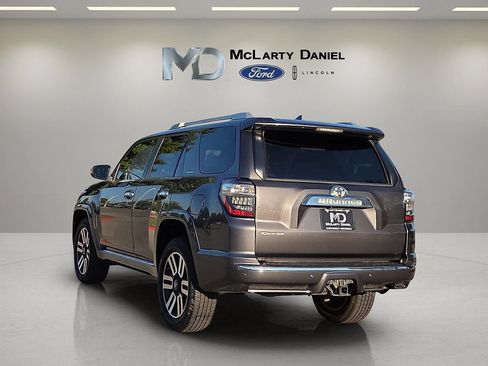 Used 2018 Toyota 4Runner Limited AWD/4WD image 4