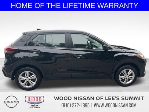 New 2025 Nissan Kicks Play S image 8