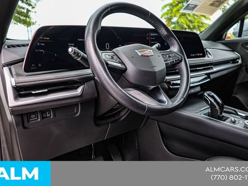 Used 2025 Cadillac XT4 Premium Luxury FWD image 21