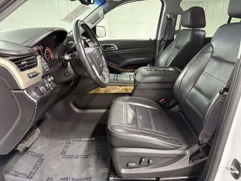 Used 2016 GMC Yukon XL Denali w/ Open Road Package AWD/4WD image 9