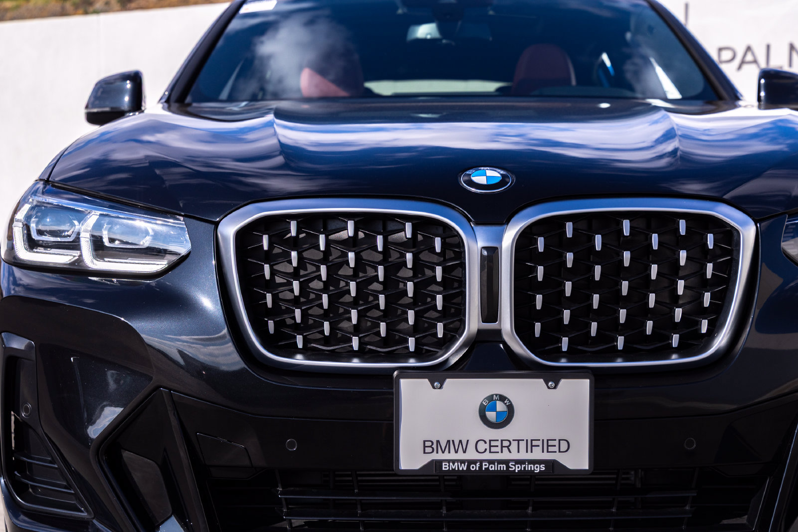 Certified 2024 BMW X4 xDrive30i w/ M Sport Package AWD/4WD image 9