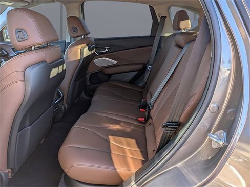 Certified 2025 Acura RDX w/ Technology Package image 15