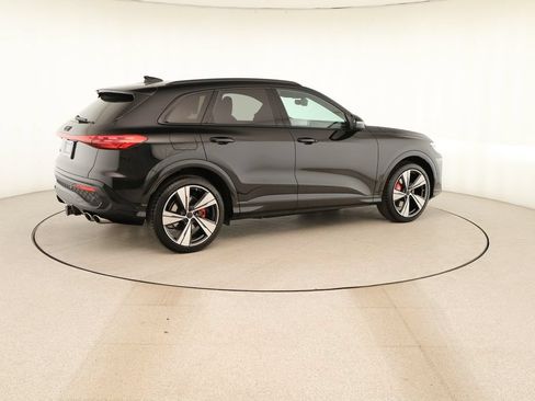 New 2026 Audi SQ5 Premium Plus AWD/4WD image 7