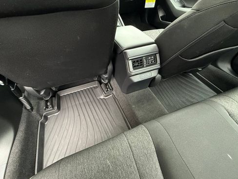 Certified 2025 Honda Accord SE image 18
