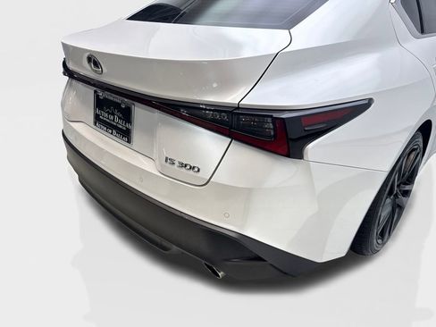 Used 2023 Lexus IS 300 w/ Comfort Package RWD image 18