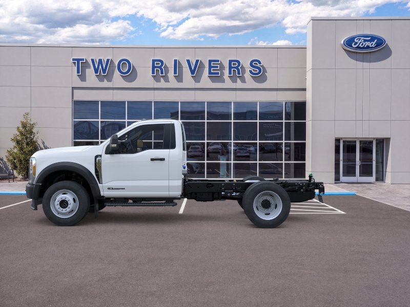 New 2026 Ford F600 4x4 Regular Cab Super Duty image 3