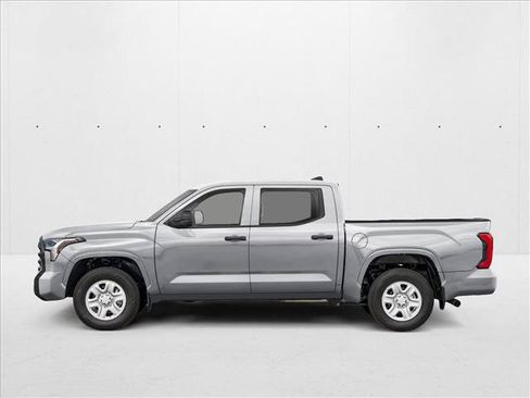 Used 2025 Toyota Tundra SR5 w/ SR5 Premium Package AWD/4WD image 3