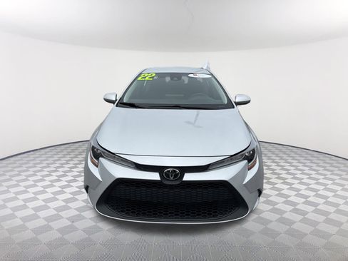 Certified 2022 Toyota Corolla LE image 2