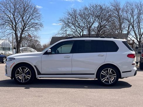 Used 2020 BMW X7 M50i image 5