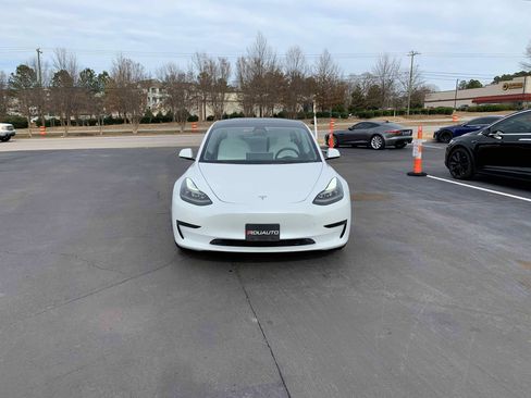 Used 2023 Tesla Model 3 Standard Range image 14