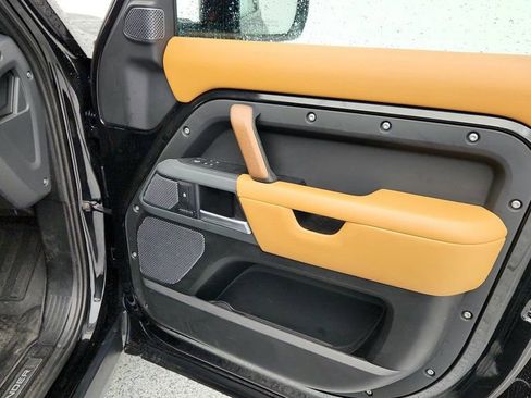 Used 2020 Land Rover Defender 110 X image 25