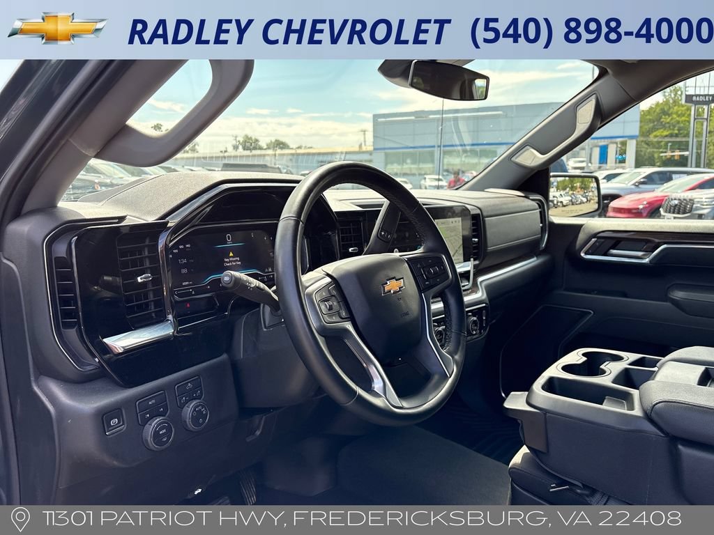 Certified 2025 Chevrolet Silverado 1500 LT AWD/4WD image 4
