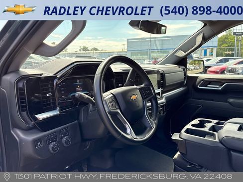 Certified 2025 Chevrolet Silverado 1500 LT AWD/4WD image 4