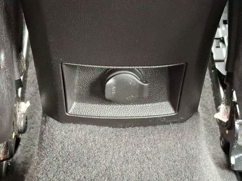 Used 2016 Chevrolet Cruze LT image 24