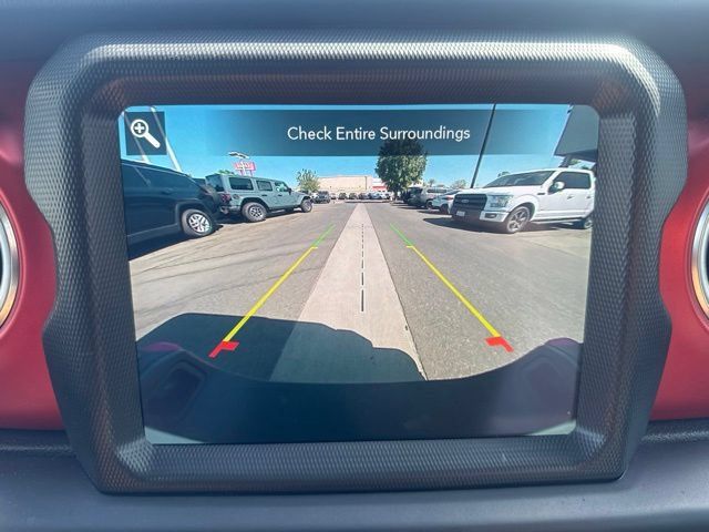 Used 2022 Jeep Gladiator Rubicon w/ LED Lighting Group AWD/4WD image 21